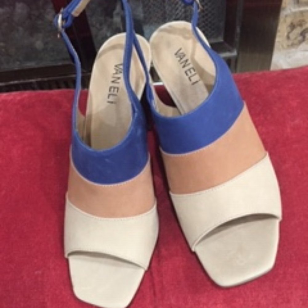 Color code Vaneli Shoes - Picture 2 of 5